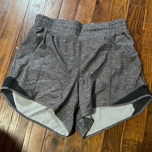 lululemon size 6 gray hotty hot shorts